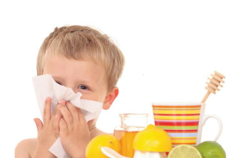 Чем лечить насморк у ребенка?