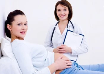 Профилактика гриппа у беременных: не оставляем болезни шансов навредить!