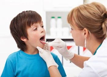 Как поднять иммунитет после ангины и не допустить развития осложнений?