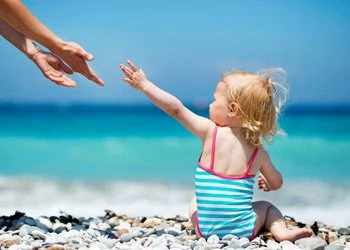 Ребенок заболел после поездки на море: что делать?