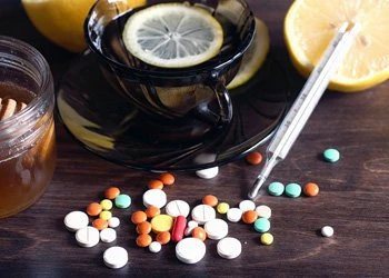 Когда наступает простуда: лечение таблетками и народными средствами