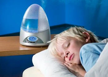 Увлажнитель воздуха при простуде у ребенка: нужно ли использовать и чем заменить?