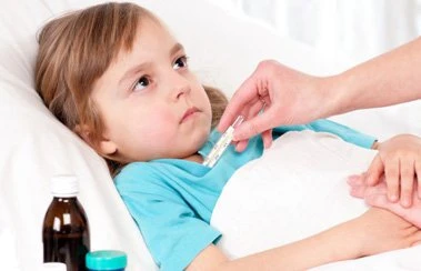 Ваш ребенок заболел ОРВИ? Чем лечить категорически нельзя?