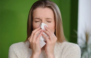 Кашель, чихание, насморк без температуры: аллергия или ОРВИ?