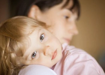 Спреи от боли в горле — незаменимые помощники в борьбе с инфекцией!